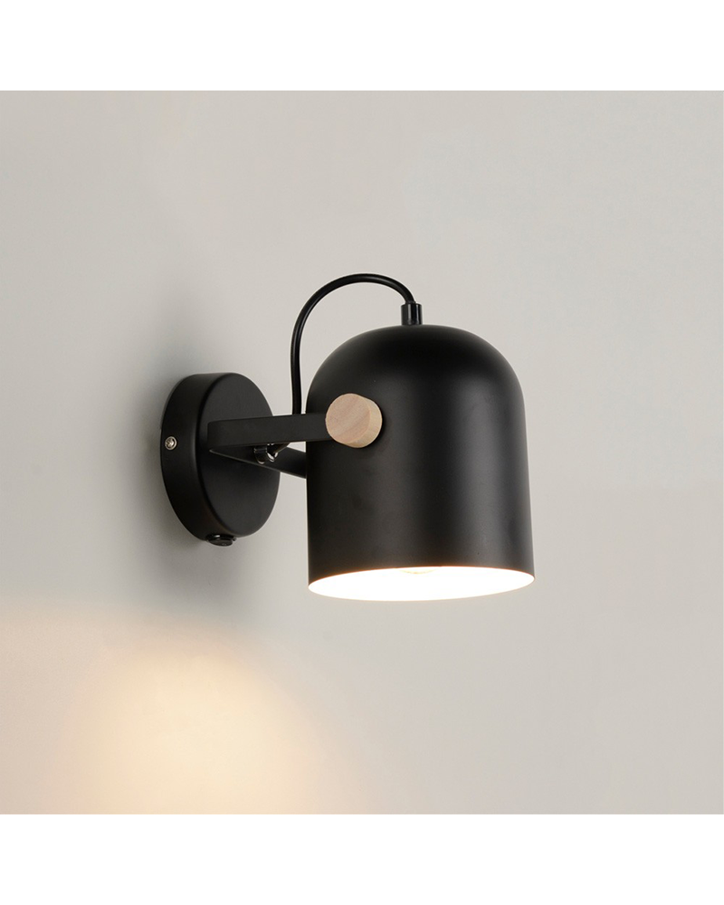 Wall light17cm metal with wood with switch on the base E27 40W